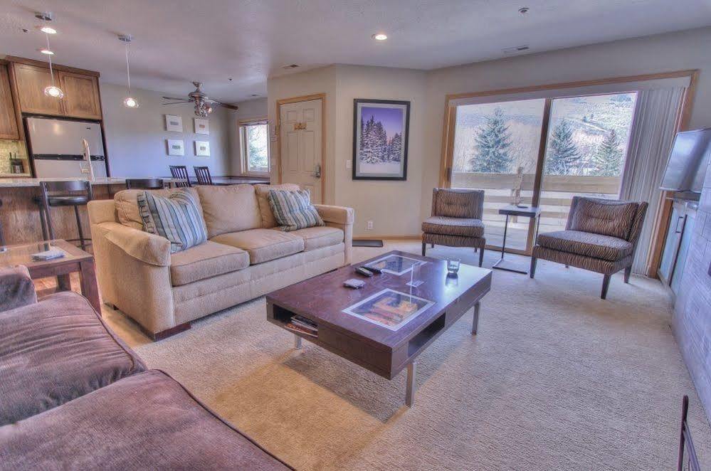 פארק סיטי All Seasons Condominiums מראה חיצוני תמונה